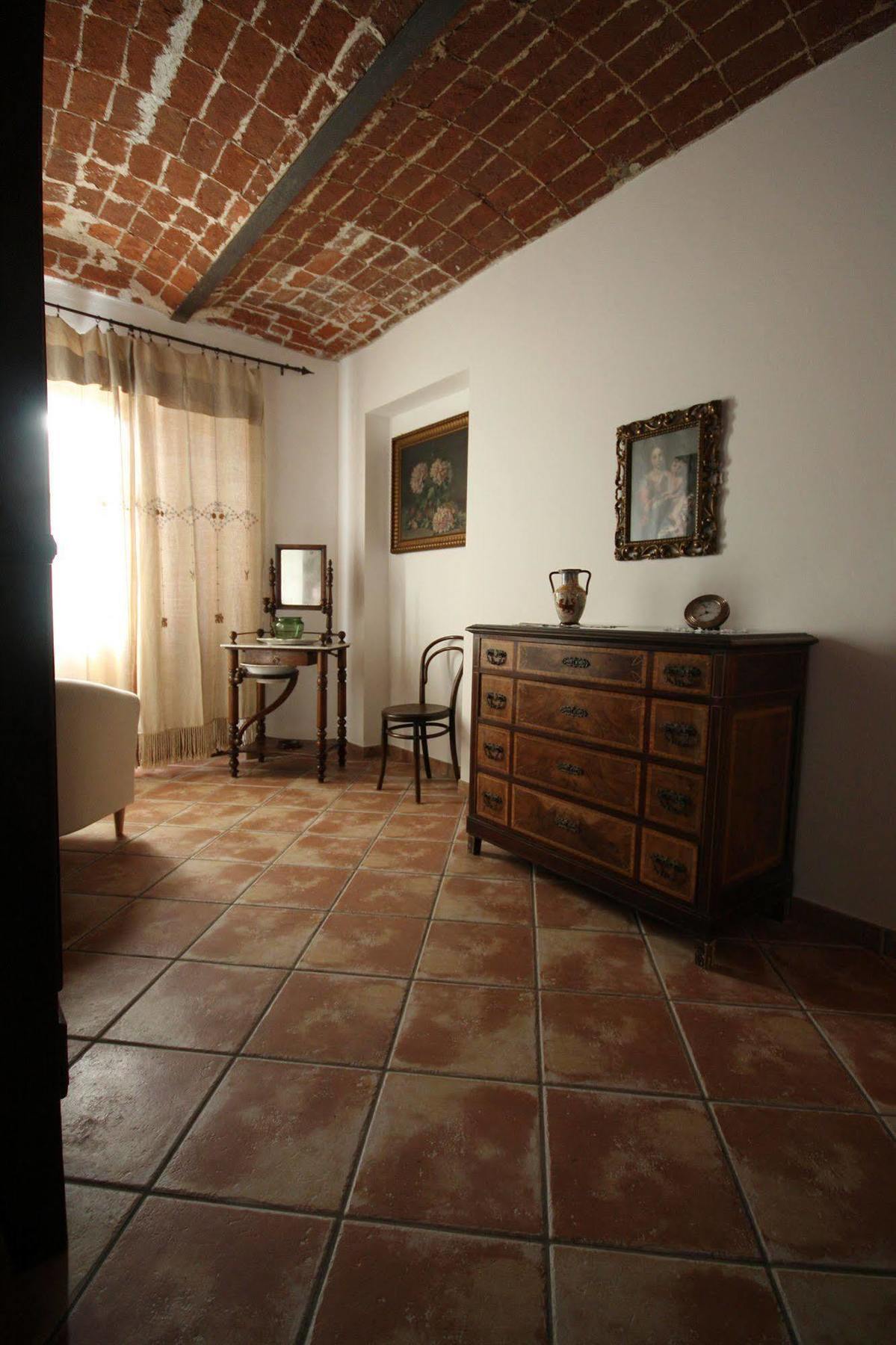 Bed and Breakfast Relais San Desiderio à Calliano  Extérieur photo