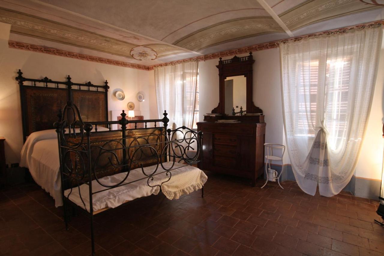 Bed and Breakfast Relais San Desiderio à Calliano  Chambre photo